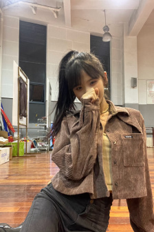 吮她的花蒂H